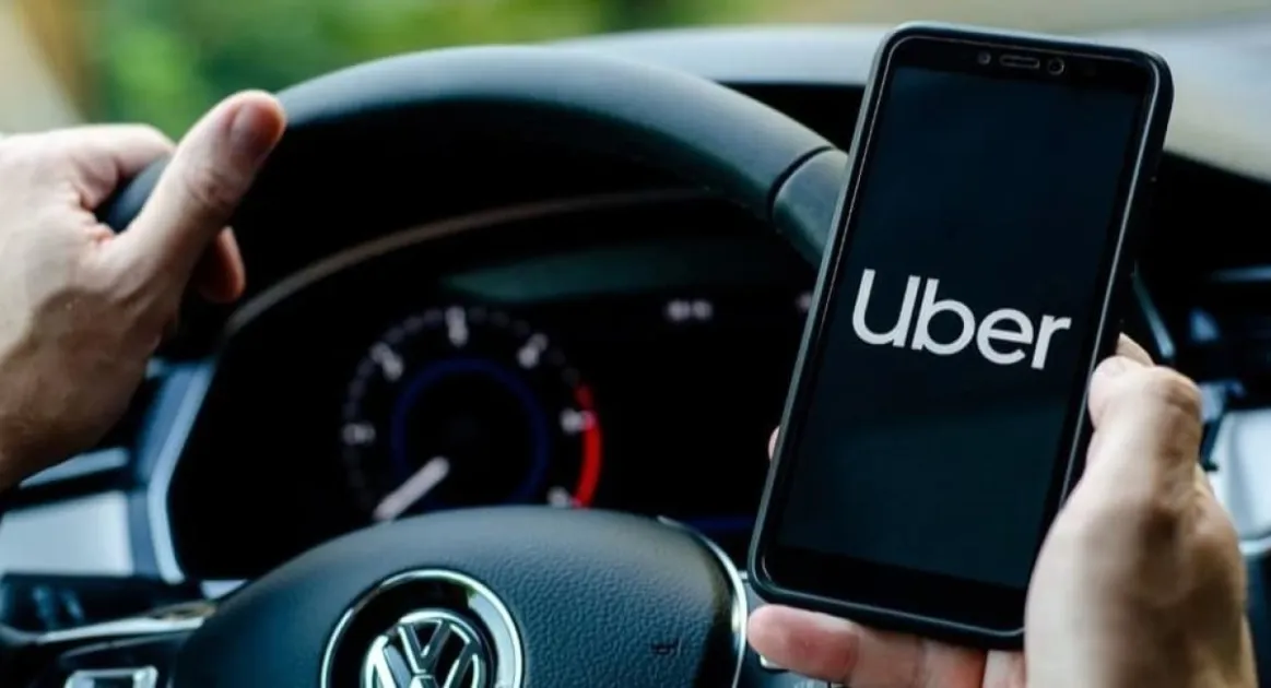 Uber launches in Saint Lucia, triggering backlash and public debate online 