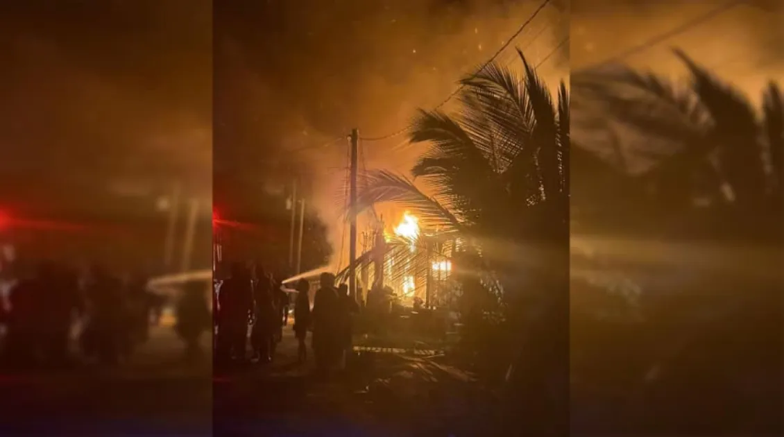 Belize: Fire leaves family of 19 homeless after house destroyed in minutes 