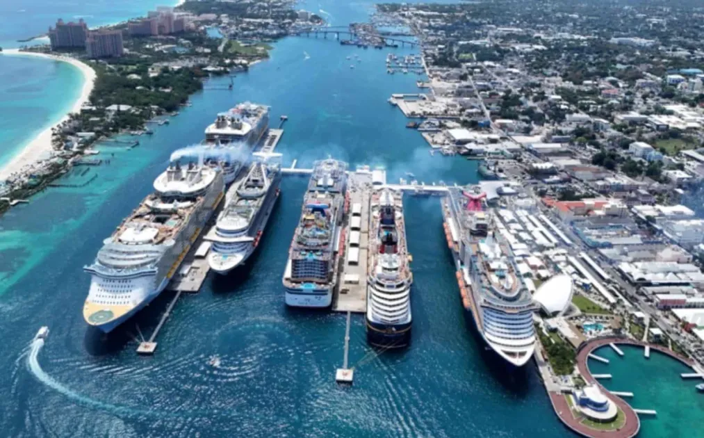 Bahamas: Nassau Cruise Port breaks daily passenger record with over 33,000 visitors