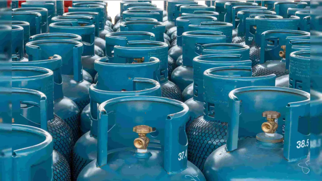 'Back to Wood Fire': Locals react as LPG prices climb across Barbados