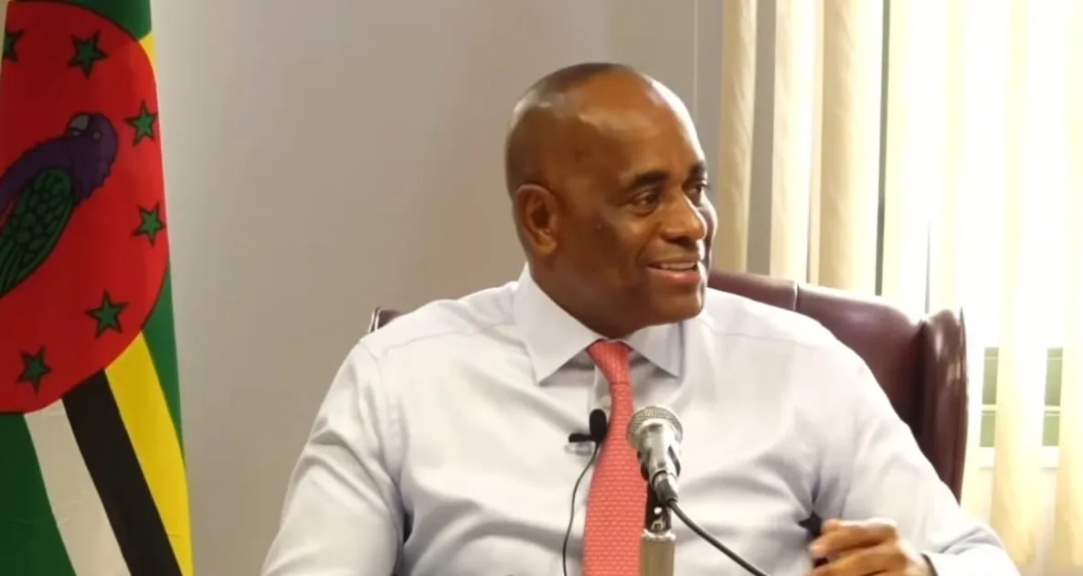 Dominica: PM Skerrit resolves doctors’ salary concerns, introduces new payment system from October